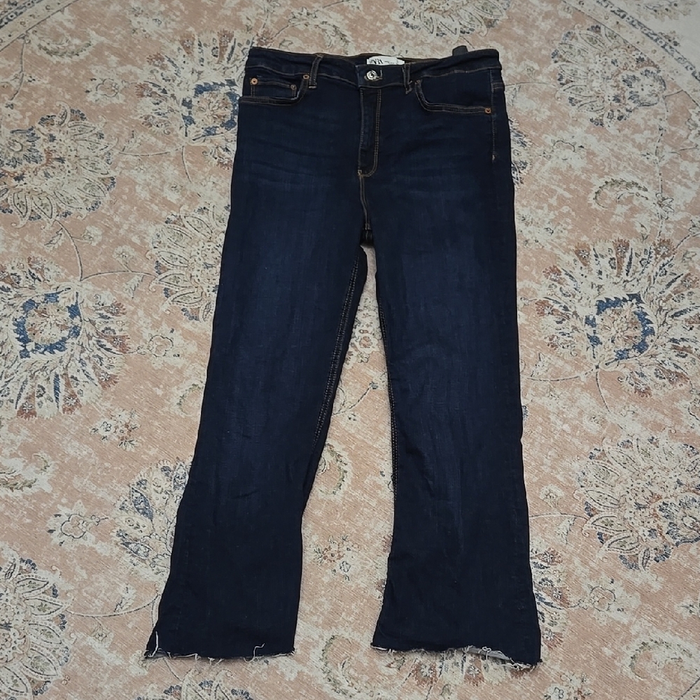 ZARA Dark Blue Jeans stretch classic 5 pocket unfinished hem Size 8 Excellent…